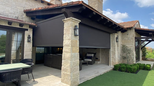 Exterior Screens or Interior Shades: Which Stops Heat First?