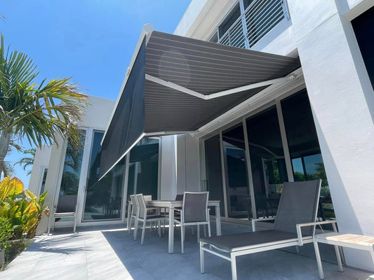 Do Retractable Awnings Add Value to a Home?